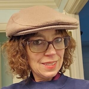 Vintage Tan Women's Newsboy Cap